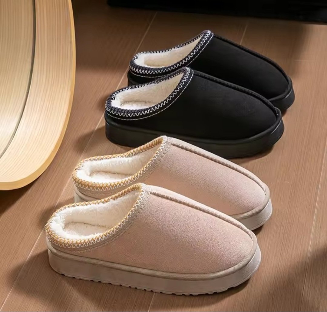 The Ultimate Cloud-Walk: Premium Suede Heritage Mule Slippers - Image 2