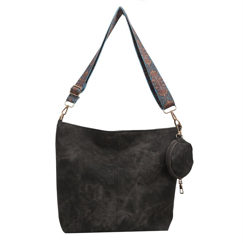 Large Capacity Fashion Vintage Wide Shoulder Strap Shoulder Bag - Image 6