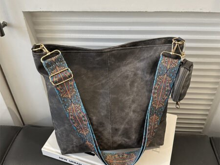 Large Capacity Fashion Vintage Wide Shoulder Strap Shoulder Bag